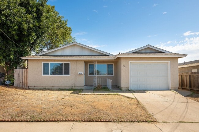 Building Photo - Single family home for rent 4bed/2bath!
