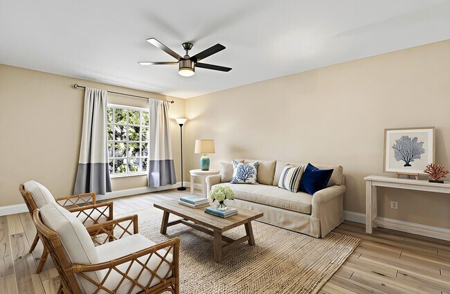 Photo - 2270 NE 68th St Unit 1927