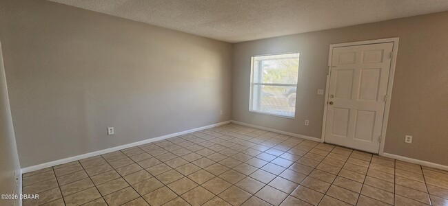 Photo - 335 S Osceola St