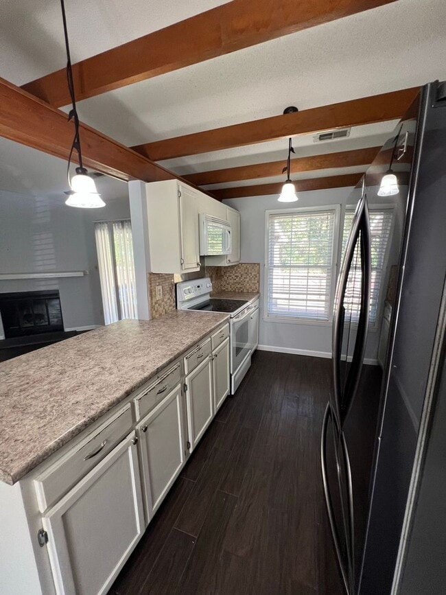 Photo - 3 bedroom, 2 bath House