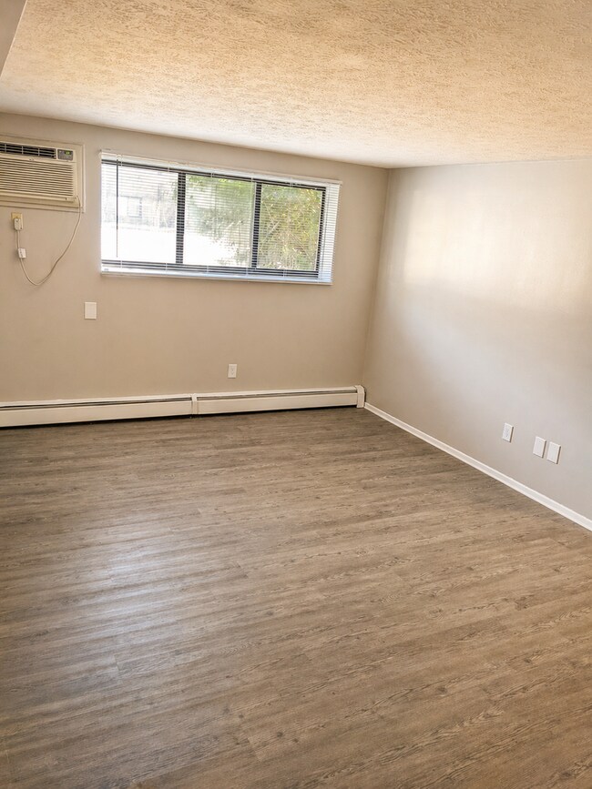 Photo - Freelander Apartments