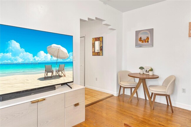 Photo - 530 15th St Unit 201