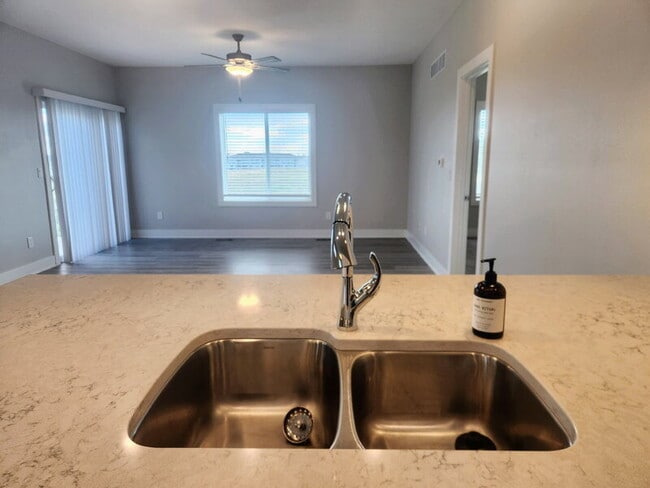 Photo - 2728 Yordi Dr