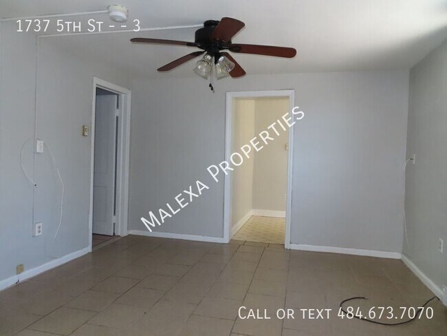 Photo - 1737 5th St Unit 3
