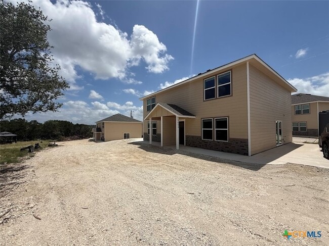 Building Photo - 1008 Makayla Dr