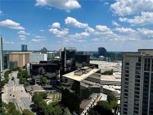 Photo - 3324 Peachtree Rd