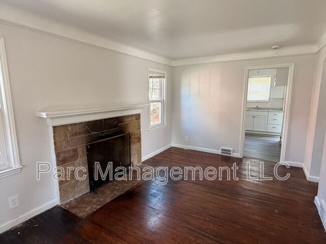 Photo - 18286 Oakfield Ave