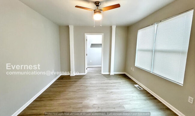 Photo - 1368 Alverado Way