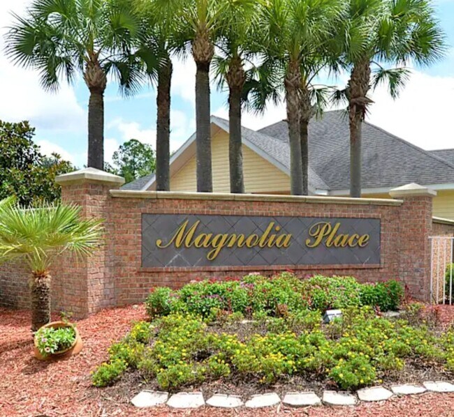 Photo - 1 Bed / 1.5 Bath – Magnolia Place