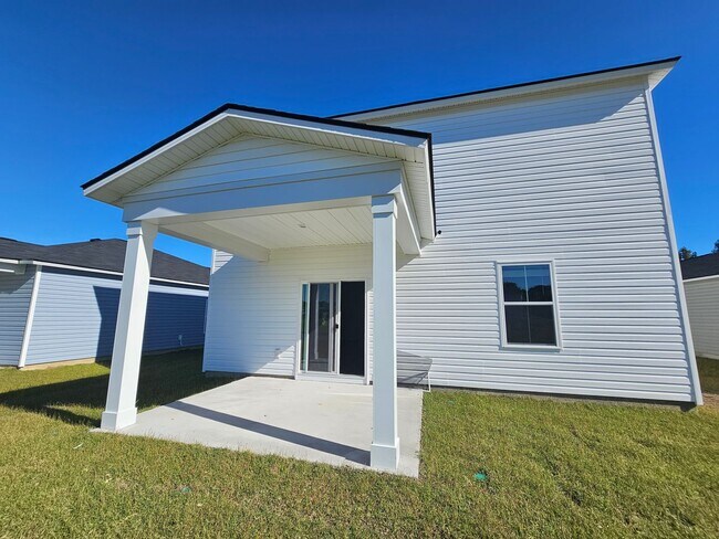 Photo - Waterfall Villages - 5 Bedroom- 2.5 Bath