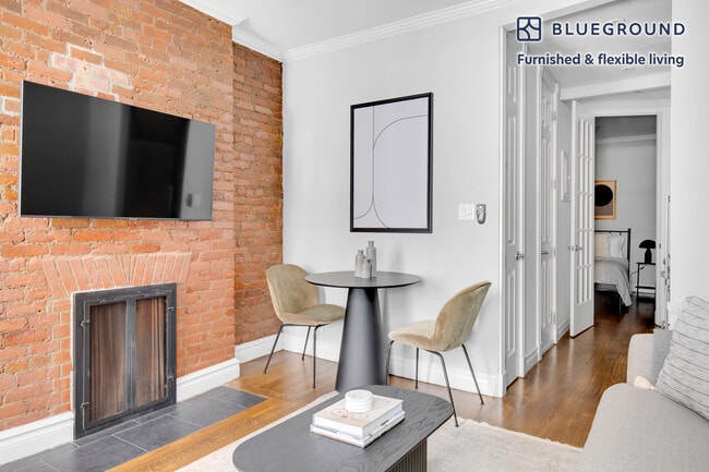 Photo - 53 Leroy St Unit FL2-ID806