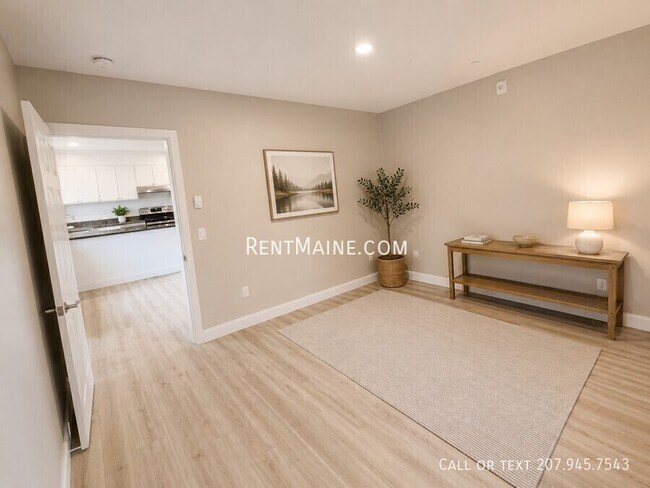 Photo - 8 Jefferson Way Unit 2B