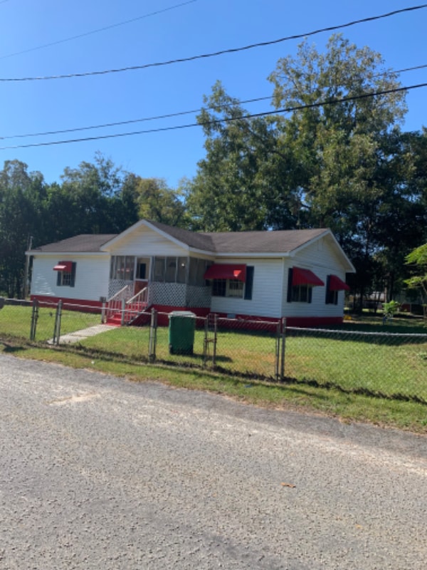 Photo - 88 Spruce St