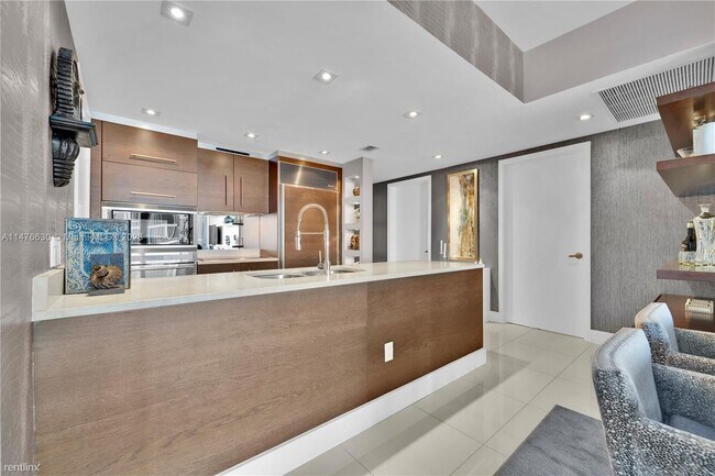 Photo - 2 br, 2 bath Condo - 475 Brickell Ave Apt ... Unidad Apt 5013