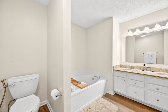 Photo - 12114 Brushfield Ln Unit SI ID1497076P