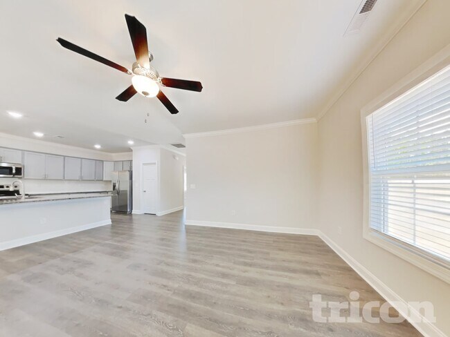 Photo - 89 D L Phillips Ln