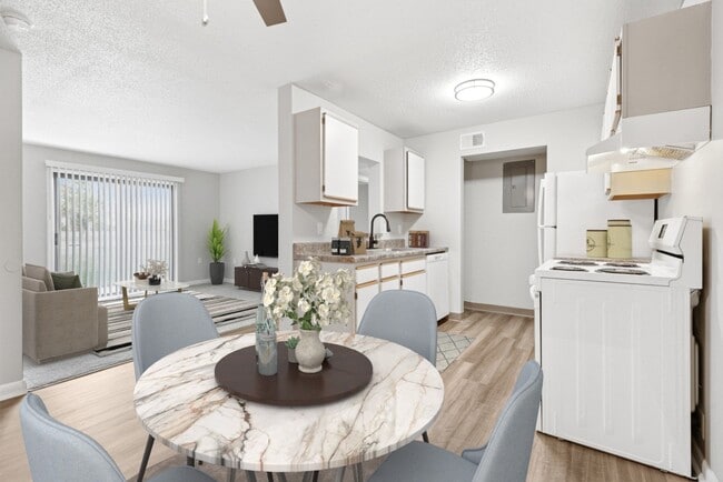 Photo - Breckenridge Apartments