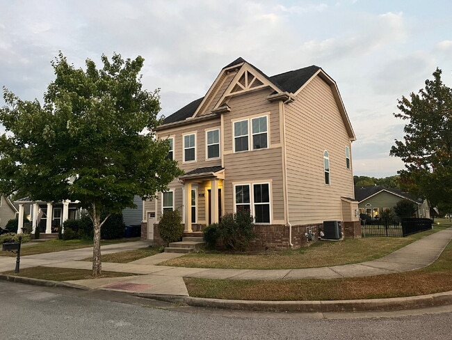 Photo - 202 Cooper Ledge Cir