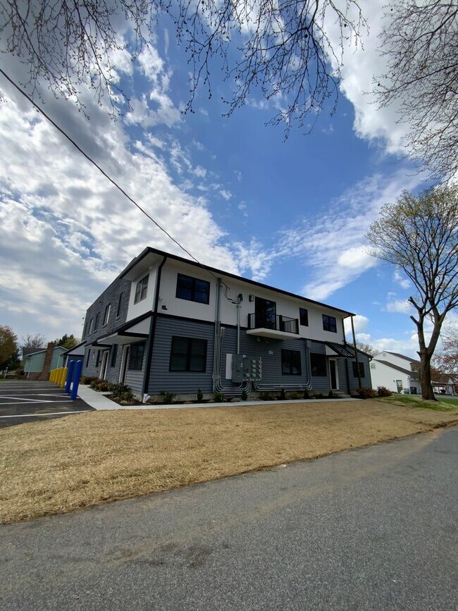 Photo - 800 Park Hill Dr Unidad 800 PARKHILL DR. APT. #101