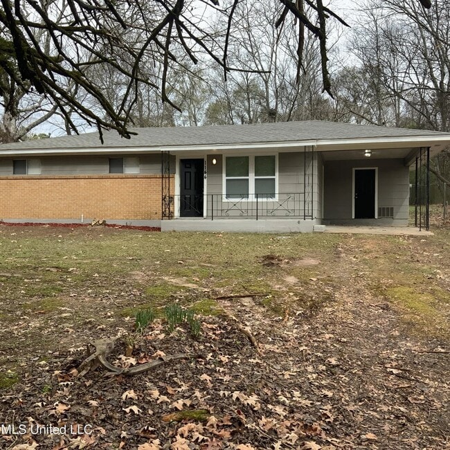 Photo - 1144 McCluer Rd
