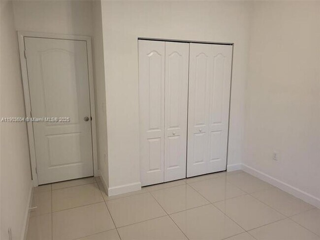Photo - 1027 SW 11th Ave Unit 1027 SW 11th Ave 1027