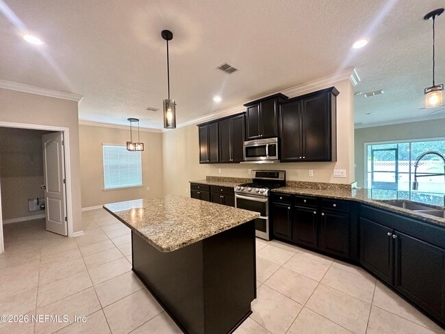 173 Athens Dr