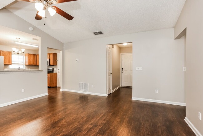 Photo - 7810 Spring Branch Dr S