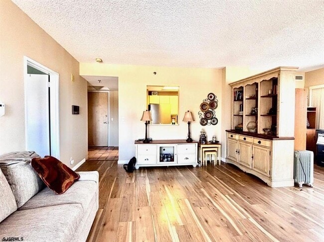 Photo - 3101 Boardwalk Unit 1705-1