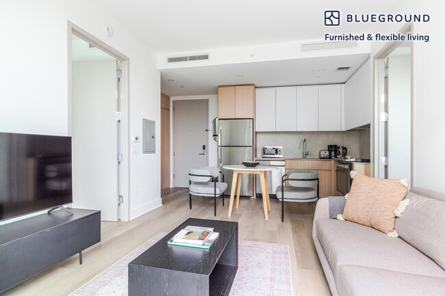 Photo - 240 3rd Ave Unidad FL4-ID1839