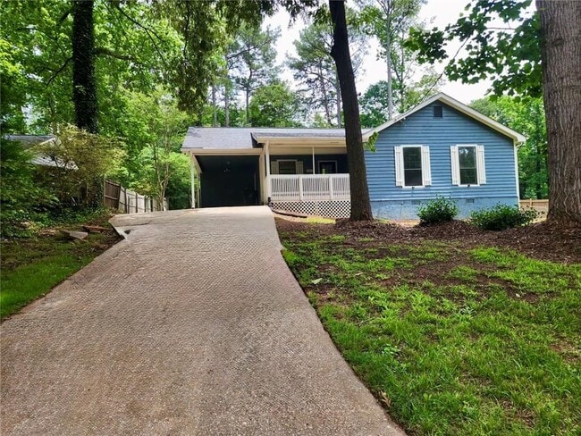 Building Photo - 1367 Fairview Trail NW