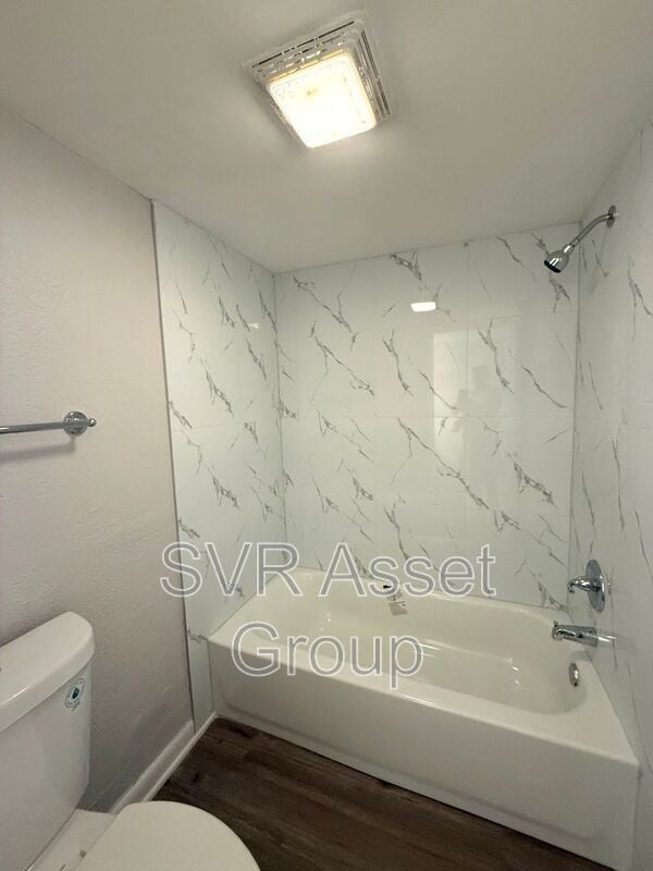 Photo - 100 Fairway Unidad 1804