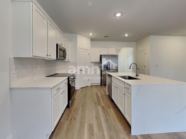 Photo - 364 Pointe Dr