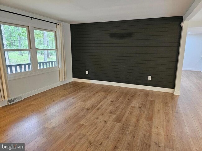 Photo - 133 Meadows Rd