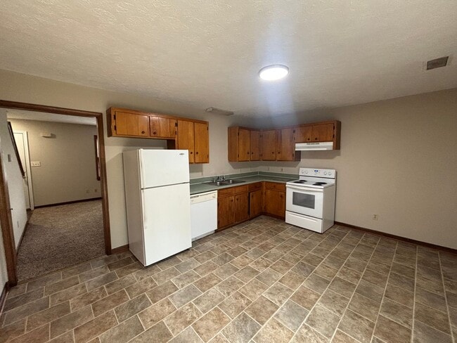 Photo - 102 Settlement Dr Unit A
