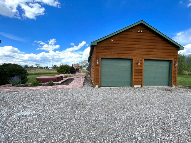 Photo - 211 Hoback Dr