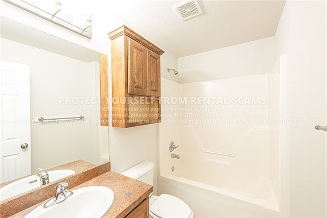 Photo - 741 Harvest St