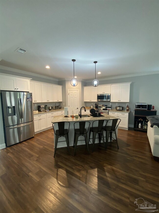 Photo - 607 W Belmont St