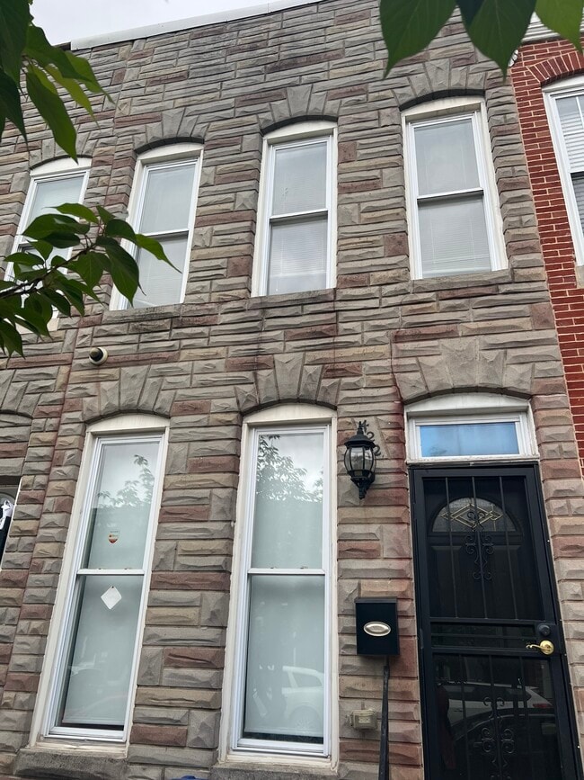 Building Photo - 422 N Collington Ave Rental
