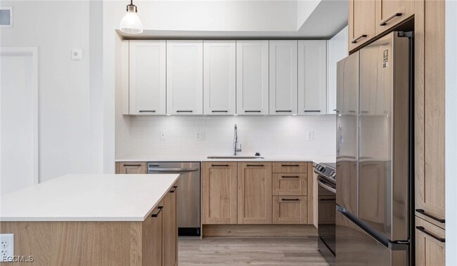Building Photo - 22980 Vista Edera Cir Unit 1-411 Rental