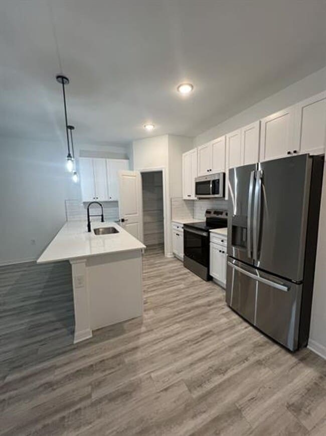 Photo - 4214 Santa Barbara Blvd