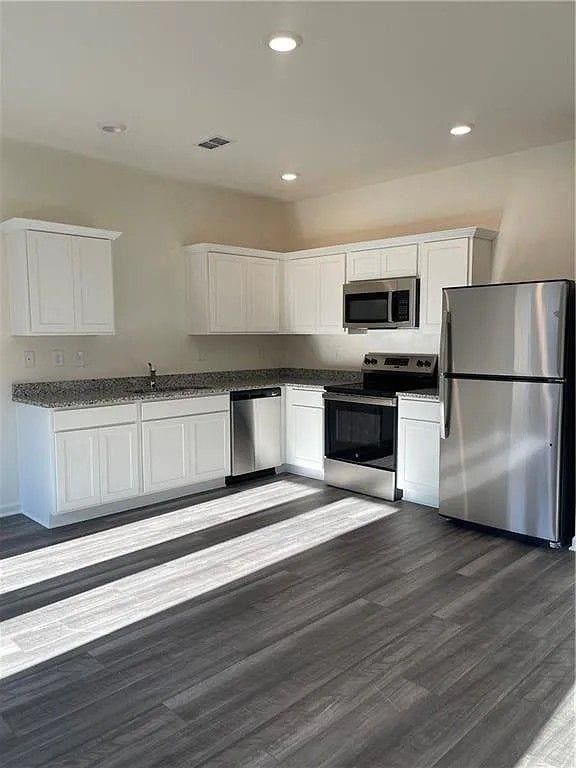 Photo - 23 Padley Dr