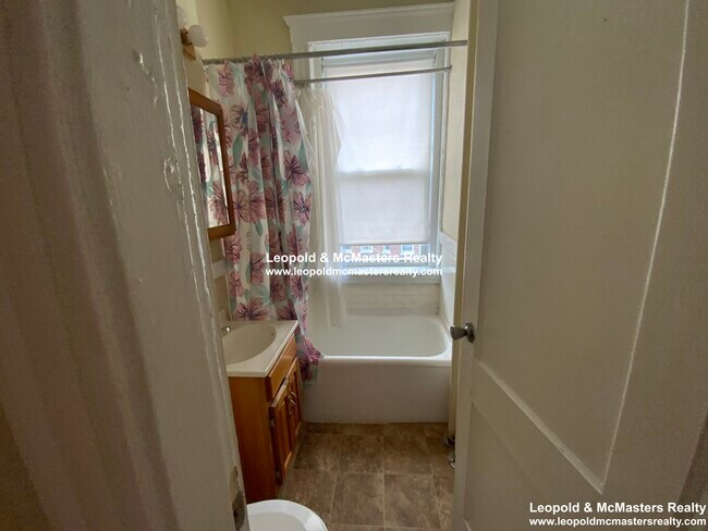 Photo - 217 Kelton St Unit 1