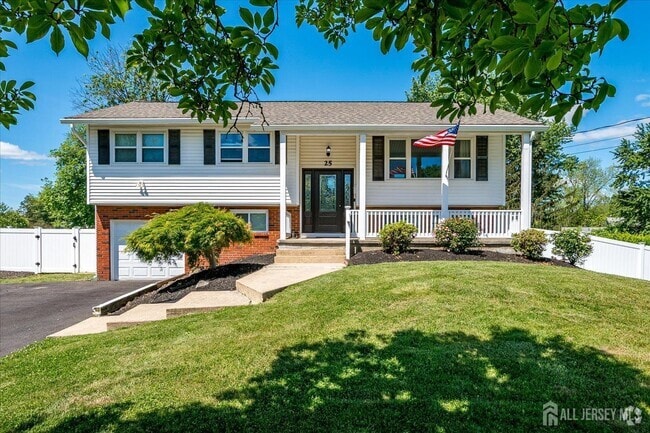 Building Photo - 25 Yorktowne Dr Rental