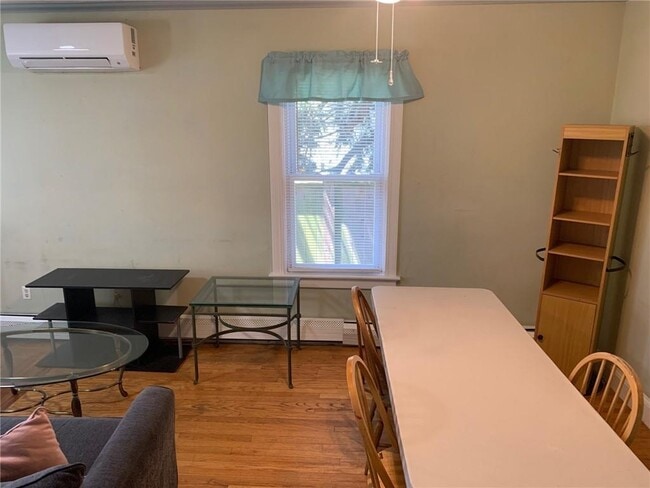 Photo - 16 Grafton St