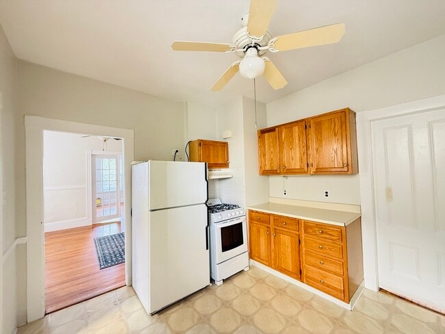 Photo - 35 Kingston St Unit 1