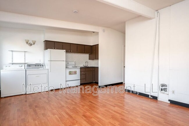 Photo - 7180 SE Tolman St