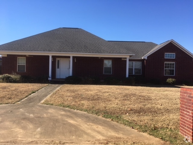 Building Photo - 10 Pecan Ln Rental