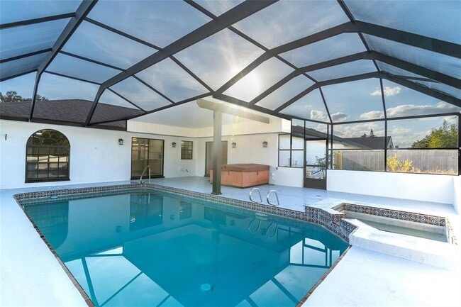 Photo - 341 Sterling Dr