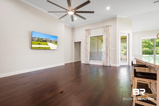 Photo - 774 Dunker Ave