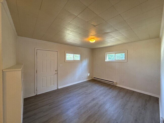 Photo - T.R. Lawing Realty Property